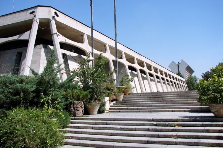 معماری موزه فرش ایران
